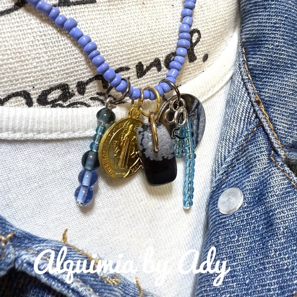 Beaded cord charms medals choker necklace - Picture 2 of 4